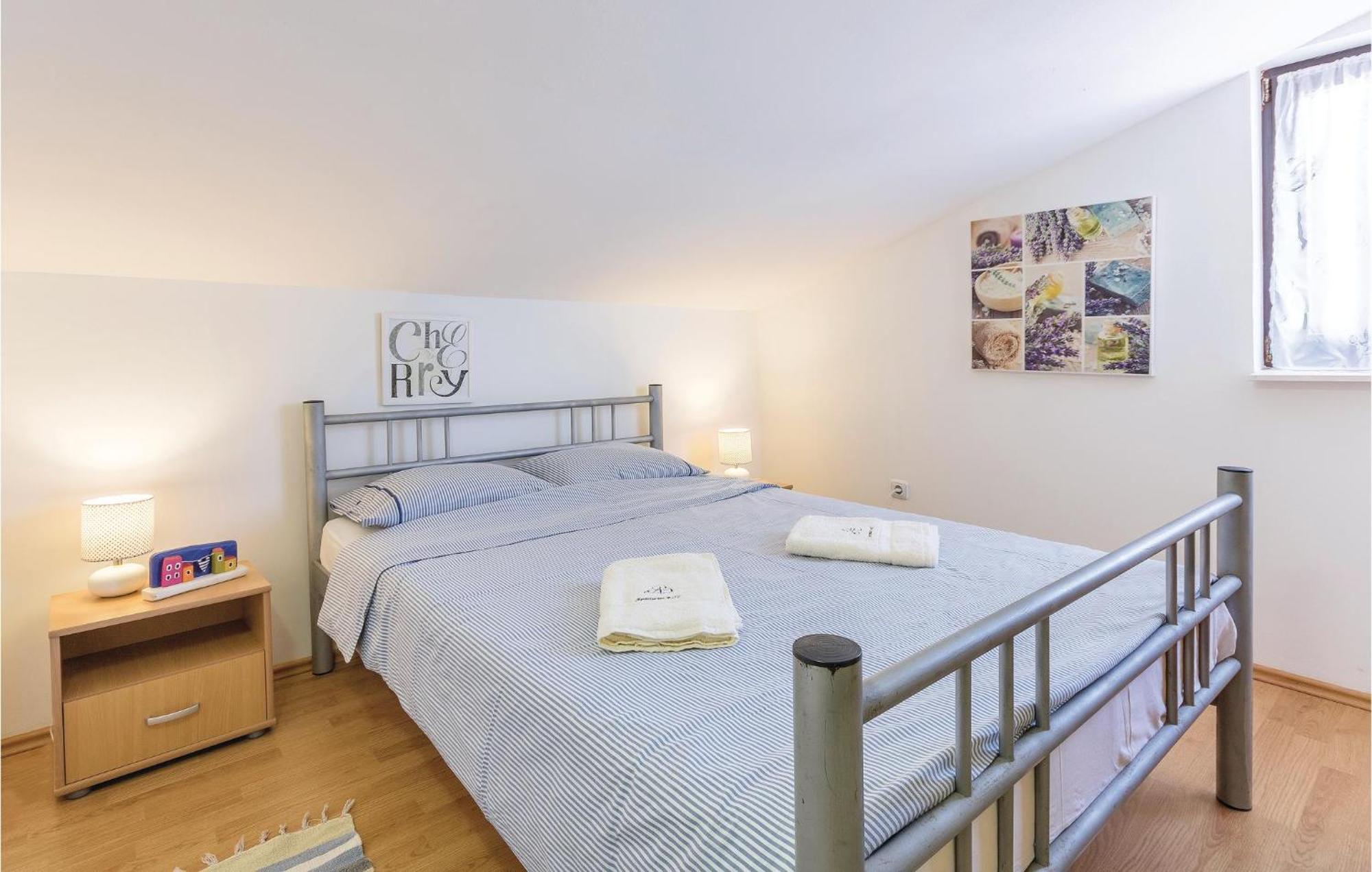 Amazing Apartment In Medulin With Wifi Buitenkant foto
